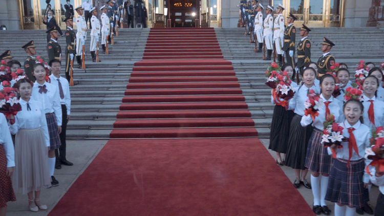 時(shí)政微紀(jì)錄 | 致敬!以國家之名